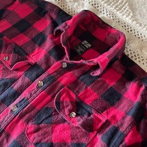 Taylor Dry Hoods Buffalo Plaid button down shirt